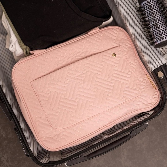 Carrywell Toiletry Bag Travel Bag with Hanging hook 🪝 - Picture 6 of 9